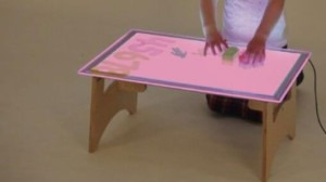 mesa de luz para niños 2