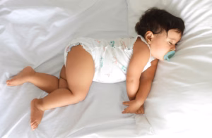bebe durmiendo placidamente