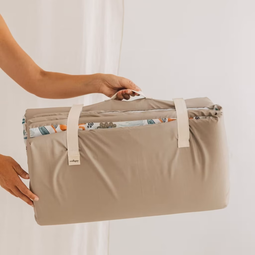 Enrollagateo convertible en bolso